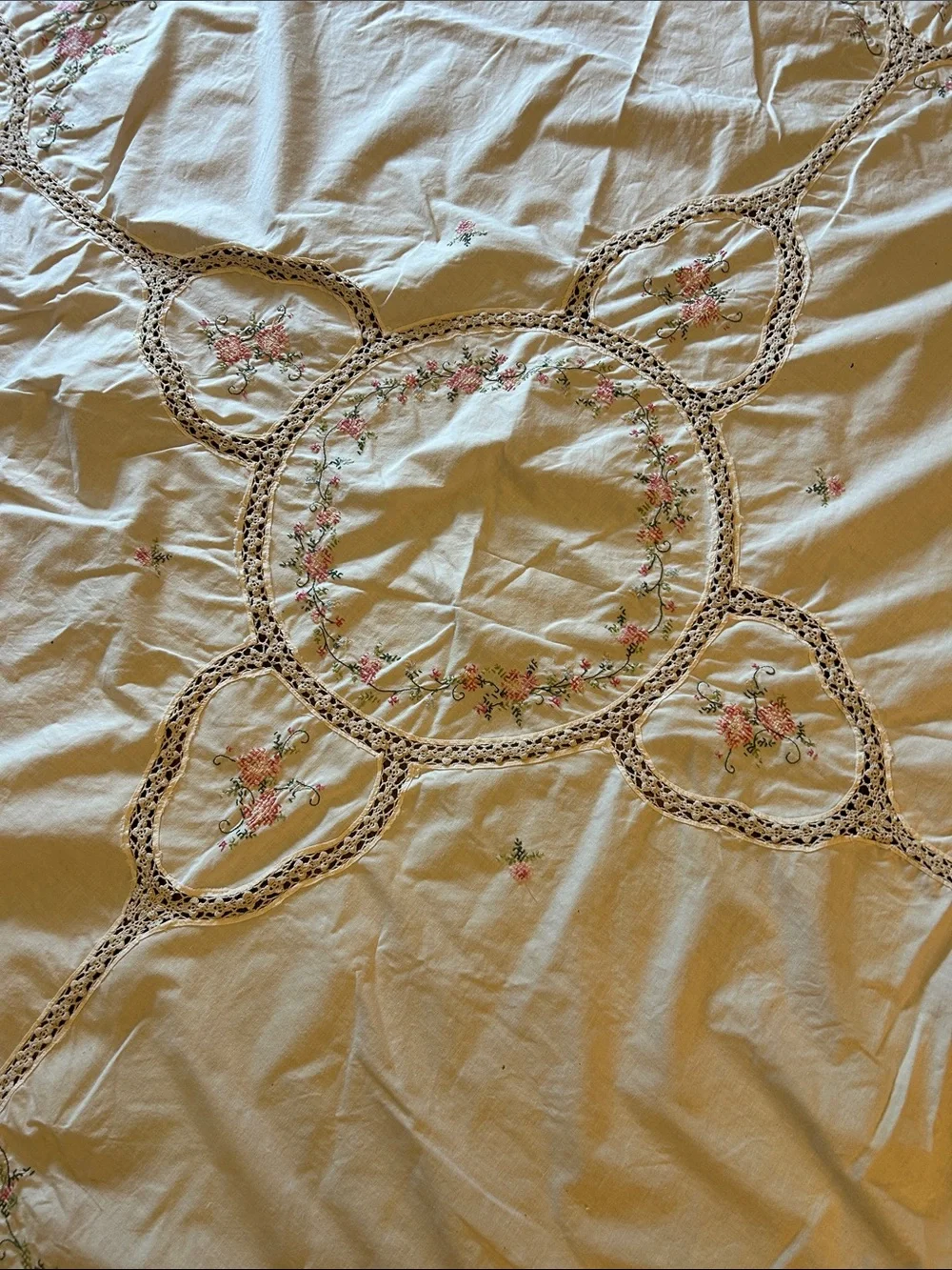 Vintage Cream Round Tablecloth with Pink Floral Embroidery. 60 inches
